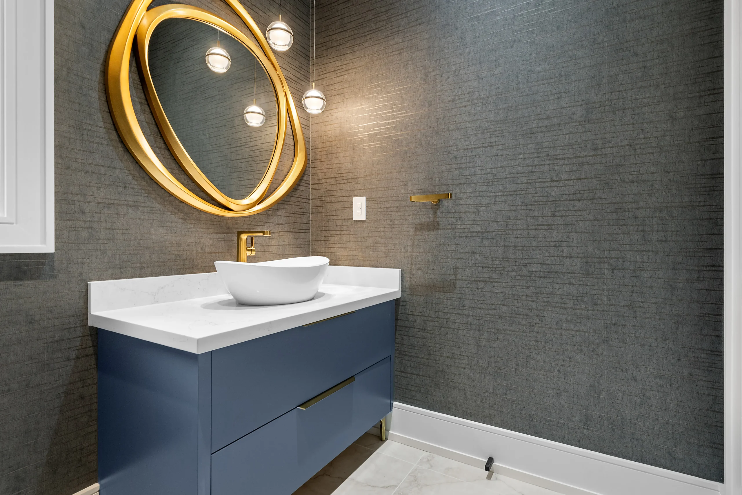Lancelot — Luxury Powder Room